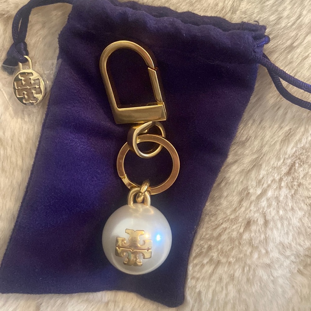 Tory Burch Pearl Key Chain